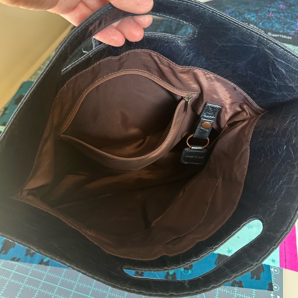 Matt & Nat Vegan Leather Clutch - Picture 10 of 10